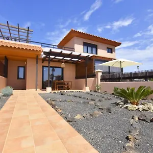 El Hierro House, Agradable Adosado Con Piscina Lajares